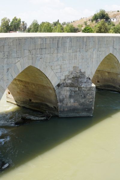 Adana Misis Köprüsü