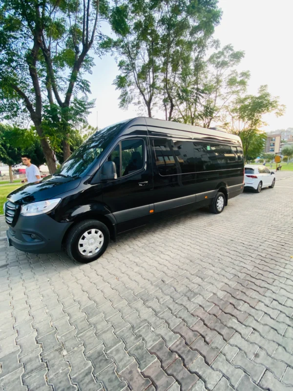 16 Kişilik Minibüs kiralık - İzmir 2025