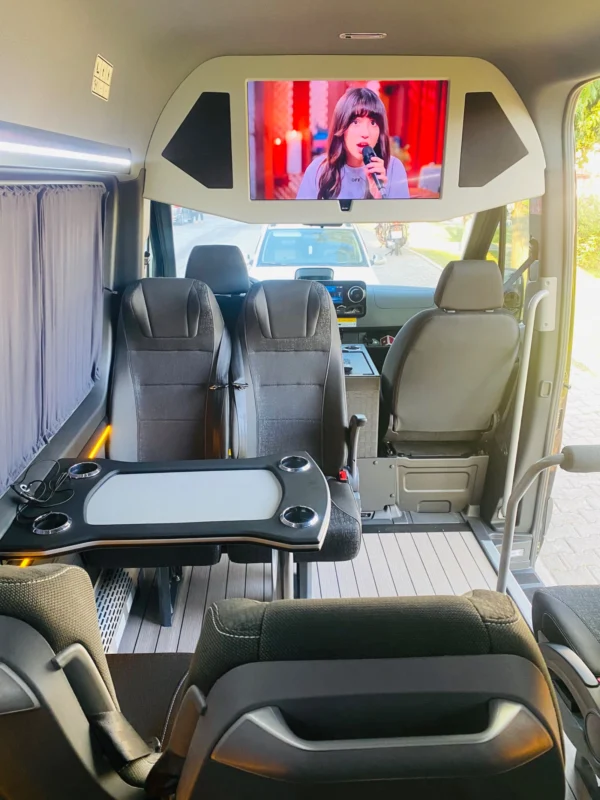 16 Kişilik Minibüs kiralık - İzmir 2025