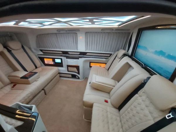 8 Kişilik Minibüs kiralık - İzmir 2017