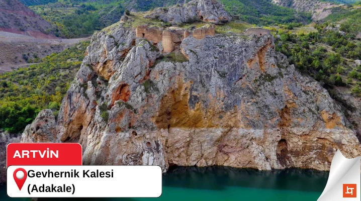 Gevhernik Kalesi (Adakale)