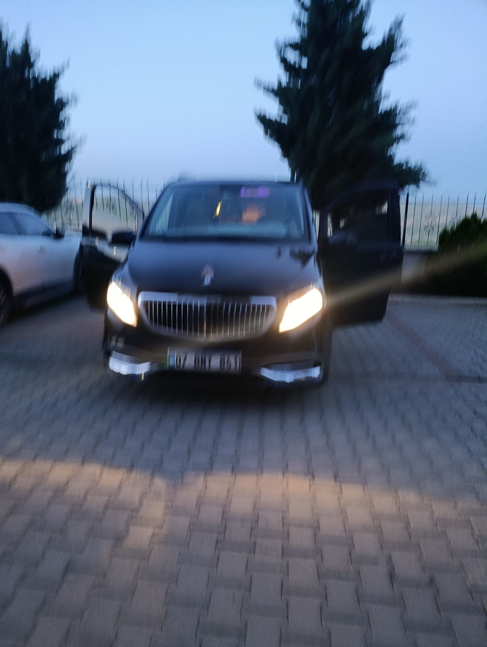 8 Kişilik Minibüs Şanlıurfa kiralık 8 Kişilik Minibüs 1