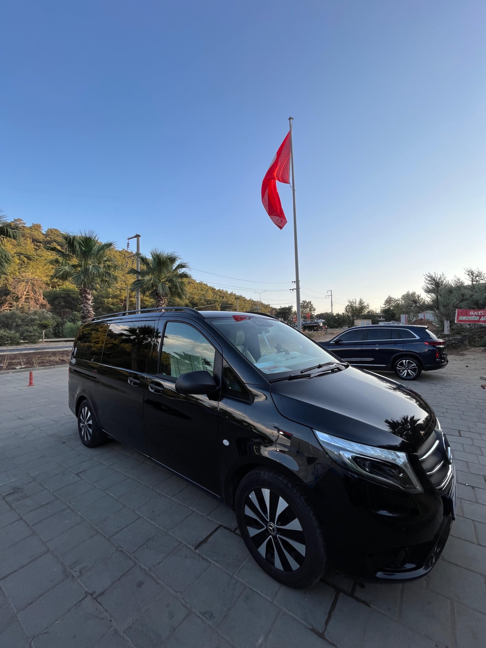Diyarbakır kiralık 8 Kişilik Minibüs 1