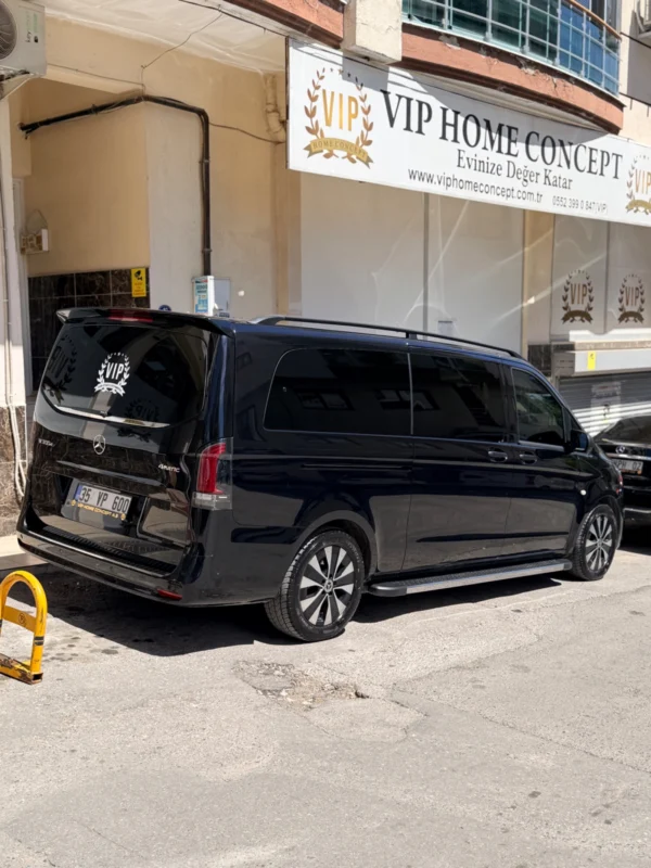 8 Kişilik Minibüs kiralık - İzmir 2025