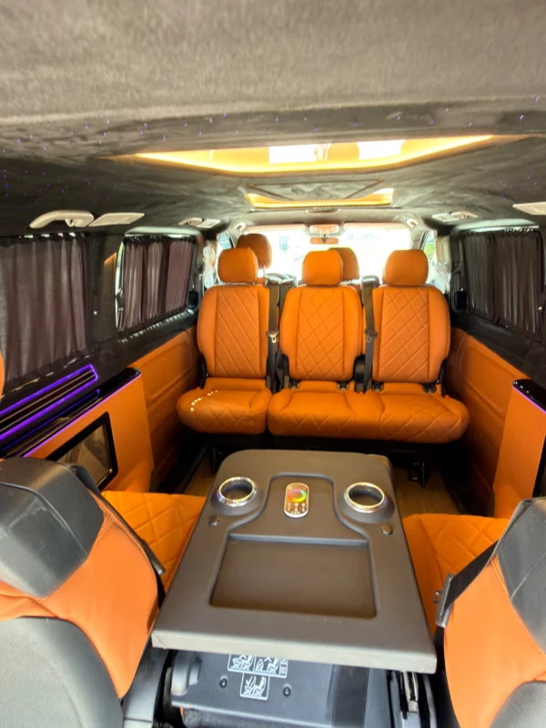 8 Kişilik Minibüs kiralık - İzmir 2025