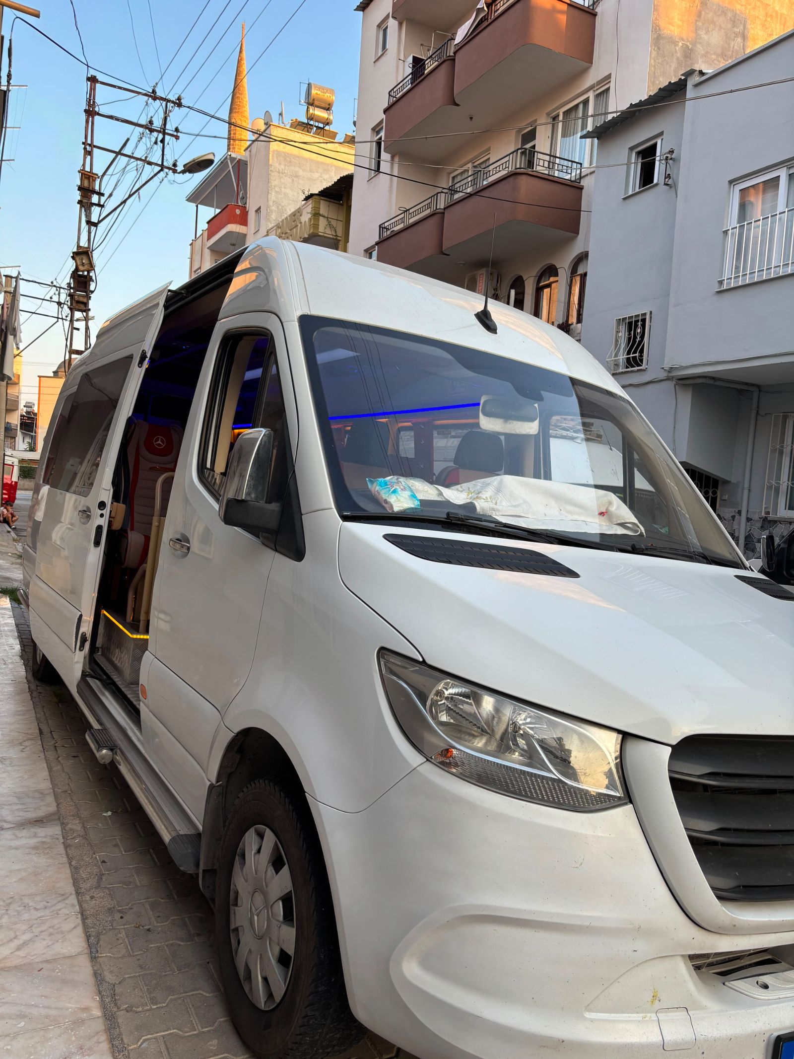 19 Kişilik Minibüs Mersin kiralık 19 Kişilik Minibüs 1